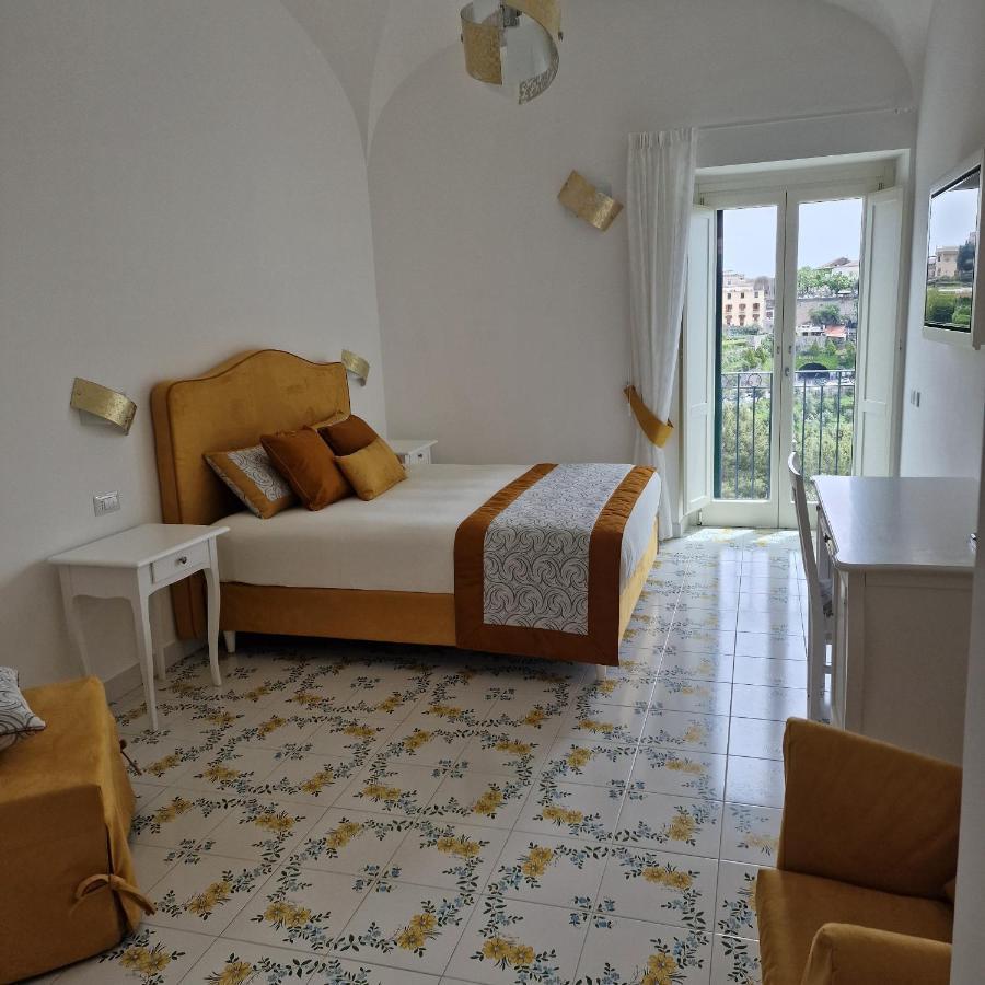 Suites In The Amalfi Coast - Guesthouse With Terrace Near Amalfi - Breathtaking View Of Ravello Scala Eksteriør bilde