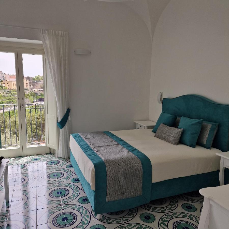 Suites In The Amalfi Coast - Guesthouse With Terrace Near Amalfi - Breathtaking View Of Ravello Scala Eksteriør bilde