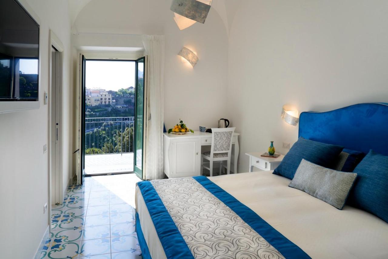 Suites In The Amalfi Coast - Guesthouse With Terrace Near Amalfi - Breathtaking View Of Ravello Scala Eksteriør bilde