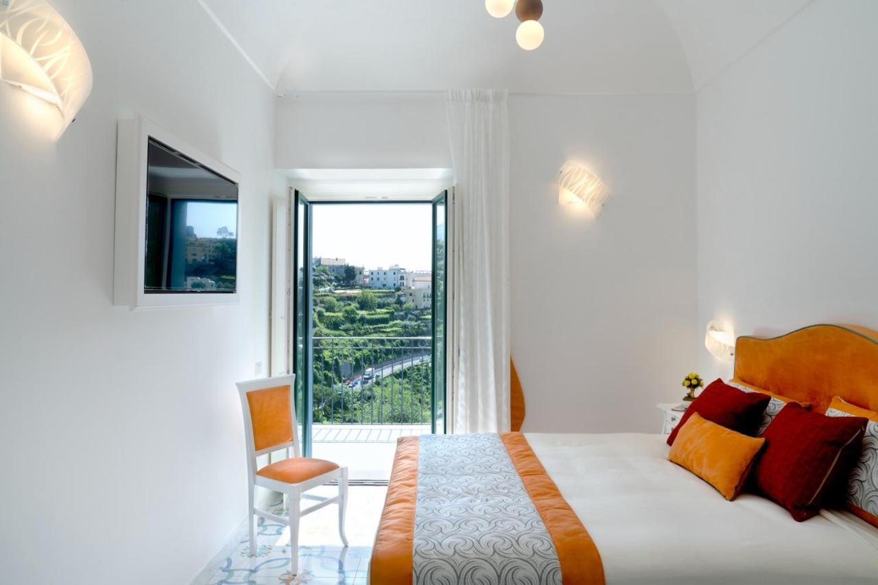 Suites In The Amalfi Coast - Guesthouse With Terrace Near Amalfi - Breathtaking View Of Ravello Scala Eksteriør bilde