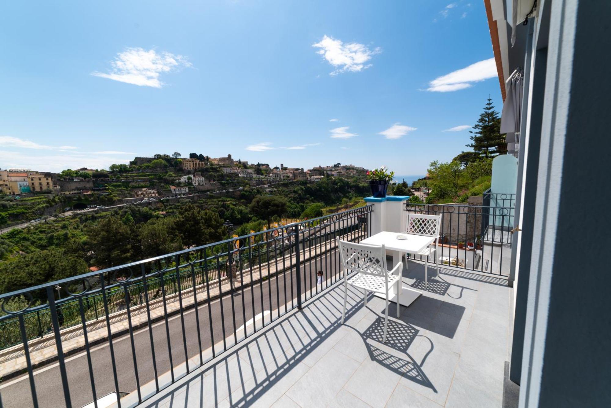 Suites In The Amalfi Coast - Guesthouse With Terrace Near Amalfi - Breathtaking View Of Ravello Scala Eksteriør bilde