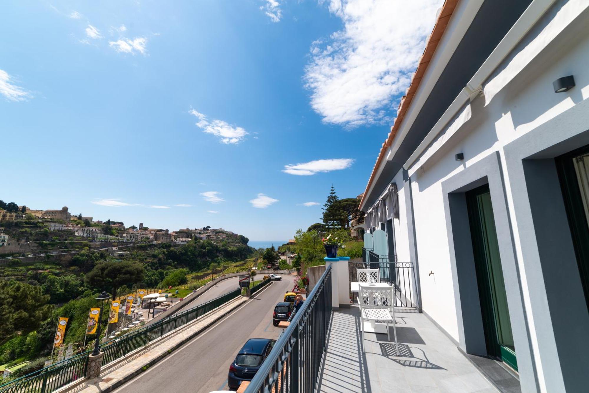 Suites In The Amalfi Coast - Guesthouse With Terrace Near Amalfi - Breathtaking View Of Ravello Scala Eksteriør bilde