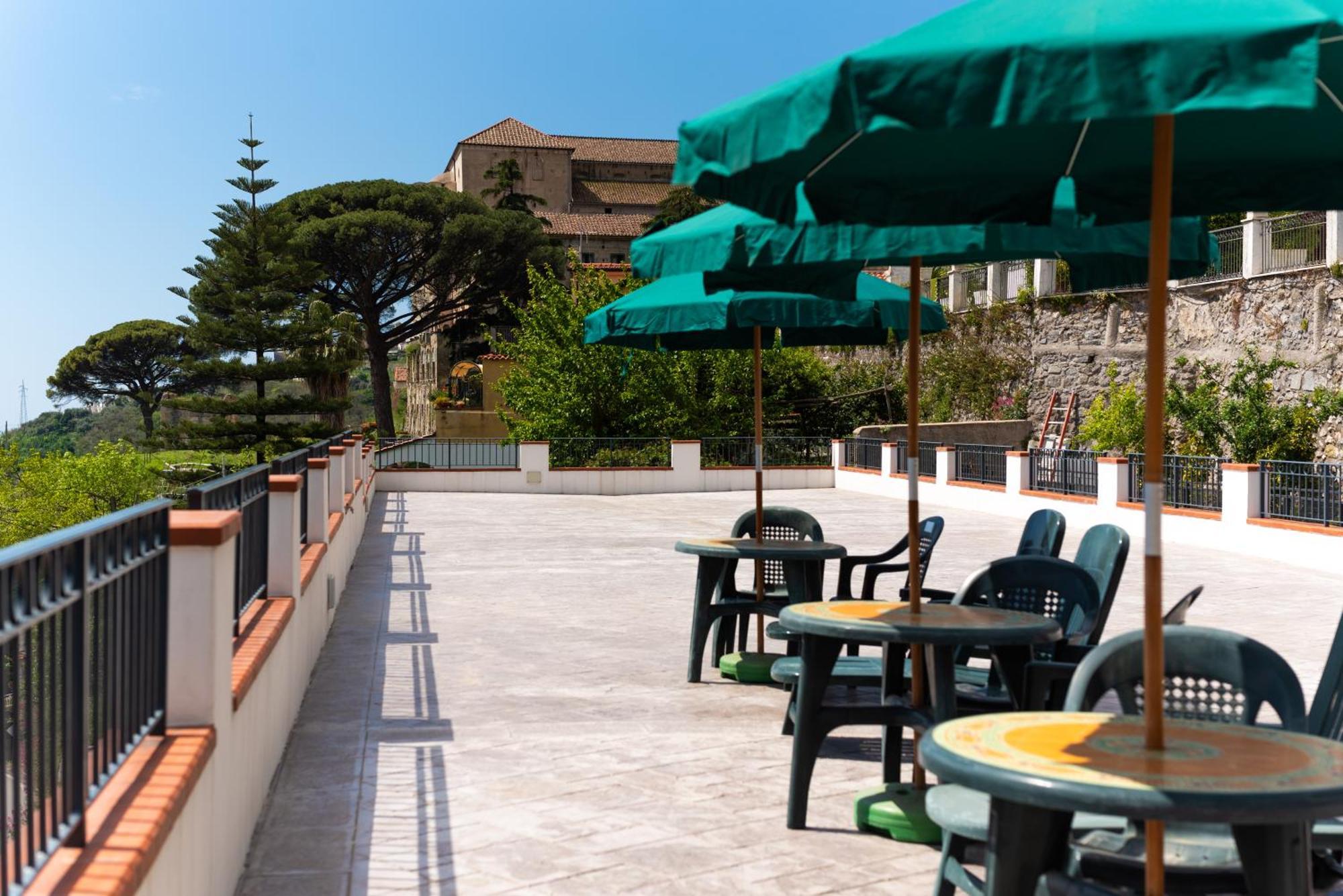 Suites In The Amalfi Coast - Guesthouse With Terrace Near Amalfi - Breathtaking View Of Ravello Scala Eksteriør bilde