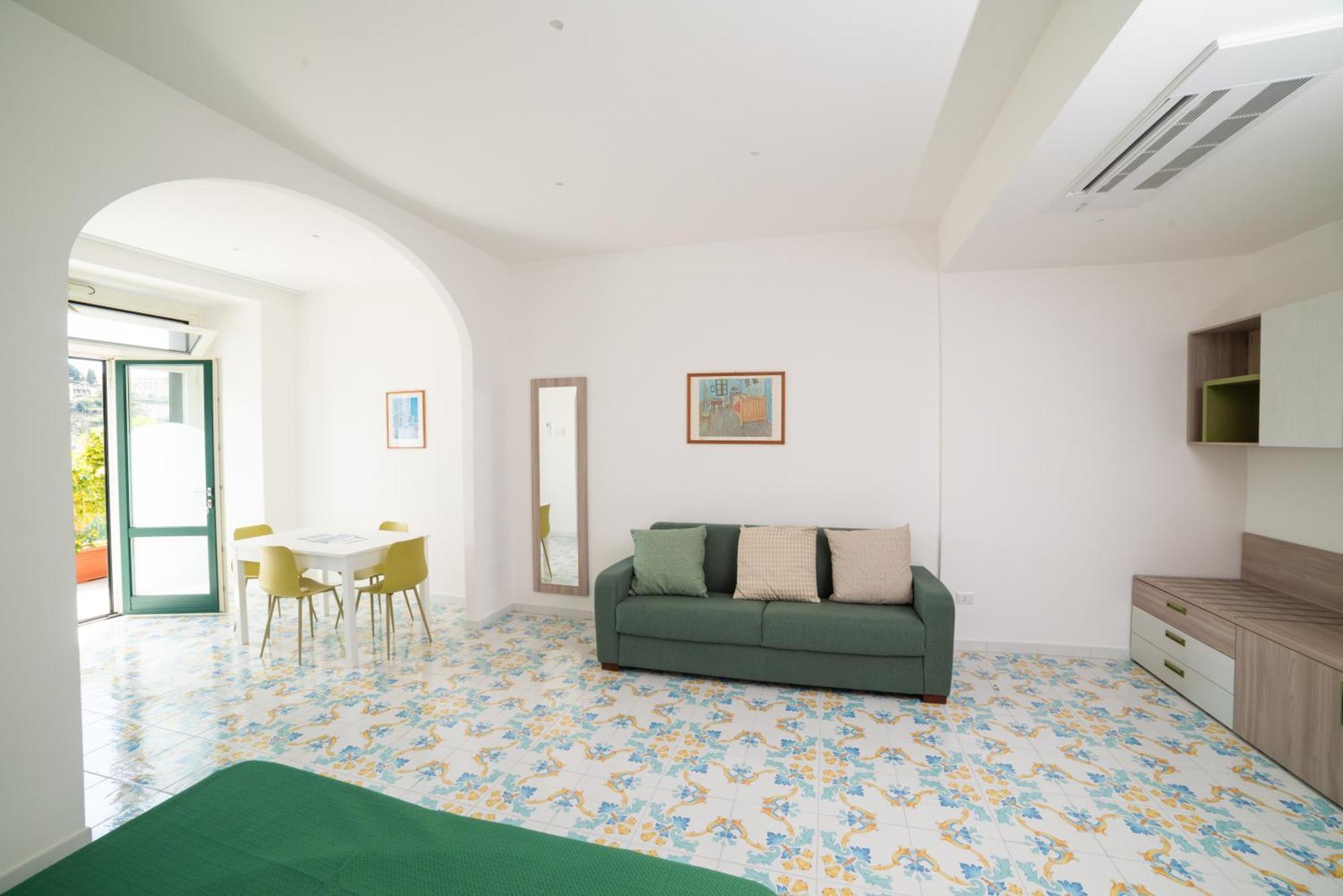 Suites In The Amalfi Coast - Guesthouse With Terrace Near Amalfi - Breathtaking View Of Ravello Scala Eksteriør bilde