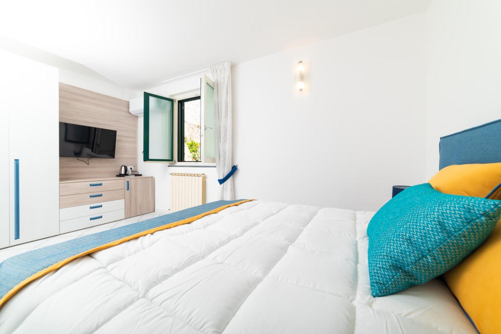 Suites In The Amalfi Coast - Guesthouse With Terrace Near Amalfi - Breathtaking View Of Ravello Scala Eksteriør bilde